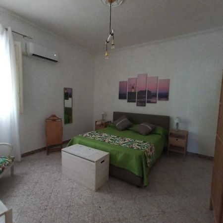 Casa Vacanze Ni Nuccia Trapani Exteriör bild