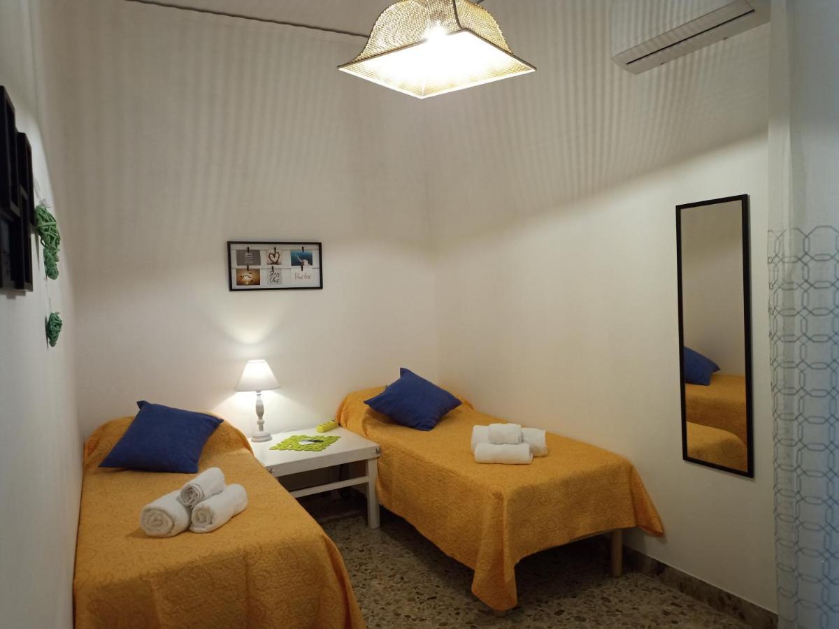 Casa Vacanze Ni Nuccia Trapani Exteriör bild